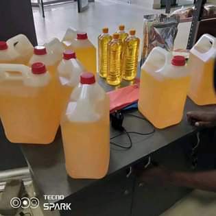 A picture of Pure sunflower oil alizeti