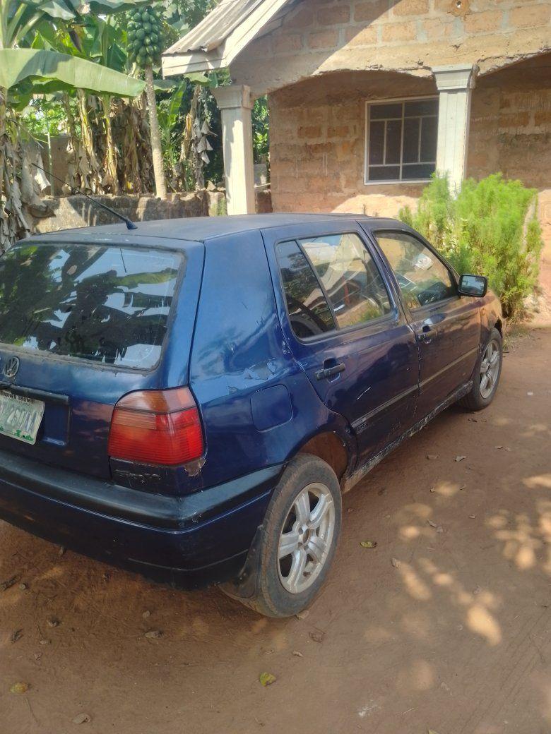 A picture of 2002 Volkswagen golf 3 salon