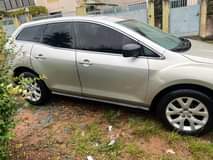 A picture of Mazda CX7 2007 4 plug