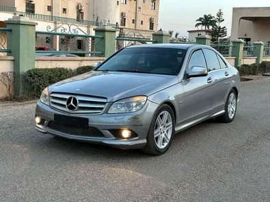 A picture of First body Mercedes Benz c300 for 4 5m last to