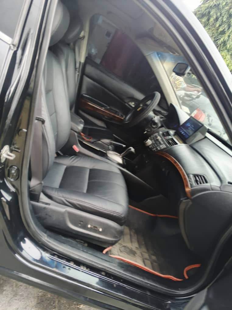 A picture of EXTREMELY CLEAN 2012 CROSSTOUR NOTHING TO FIX 08063490227