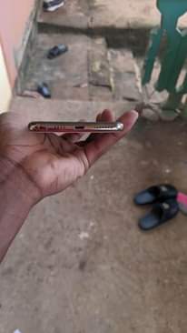 A picture of Iphone Xs Max