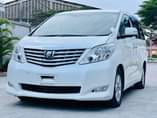 A picture of Alphard new model