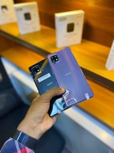 A picture of AQUOS ZERO