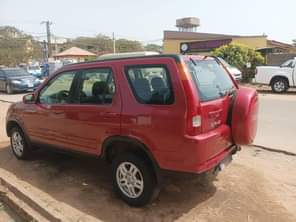 A picture of Honda CR V 2004 model In perfect condition Location Abuja