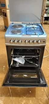 A picture of Electric and Gas cookers