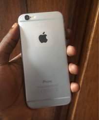 A picture of iPhone 6plain