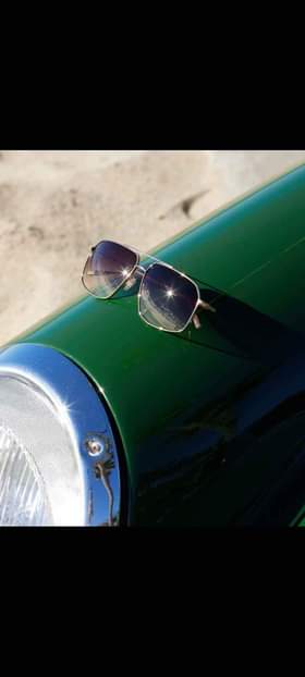 A picture of Original Lucia Navigator frames