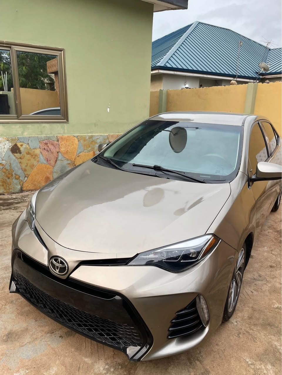 used toyota corolla
