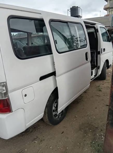 A picture of Nissan Caravan