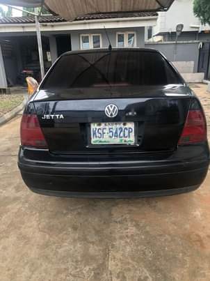 A picture of Used 06 Volkswagen Jetta