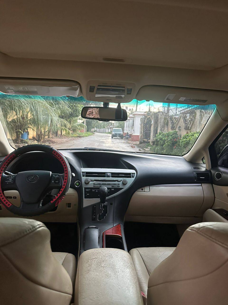 A picture of Lexus RX350 model 2010