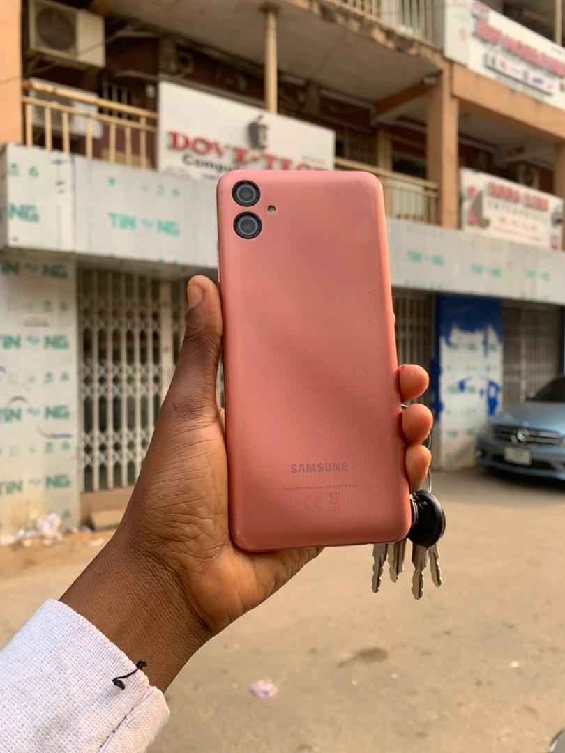 A picture of Samsung Galaxy A04e 128gb