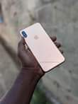 A picture of Iphone Xsmax