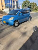 A picture of Toyota passo