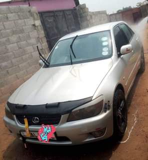 used toyota altezza