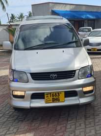 A picture of TOYOTA NOAH SR40