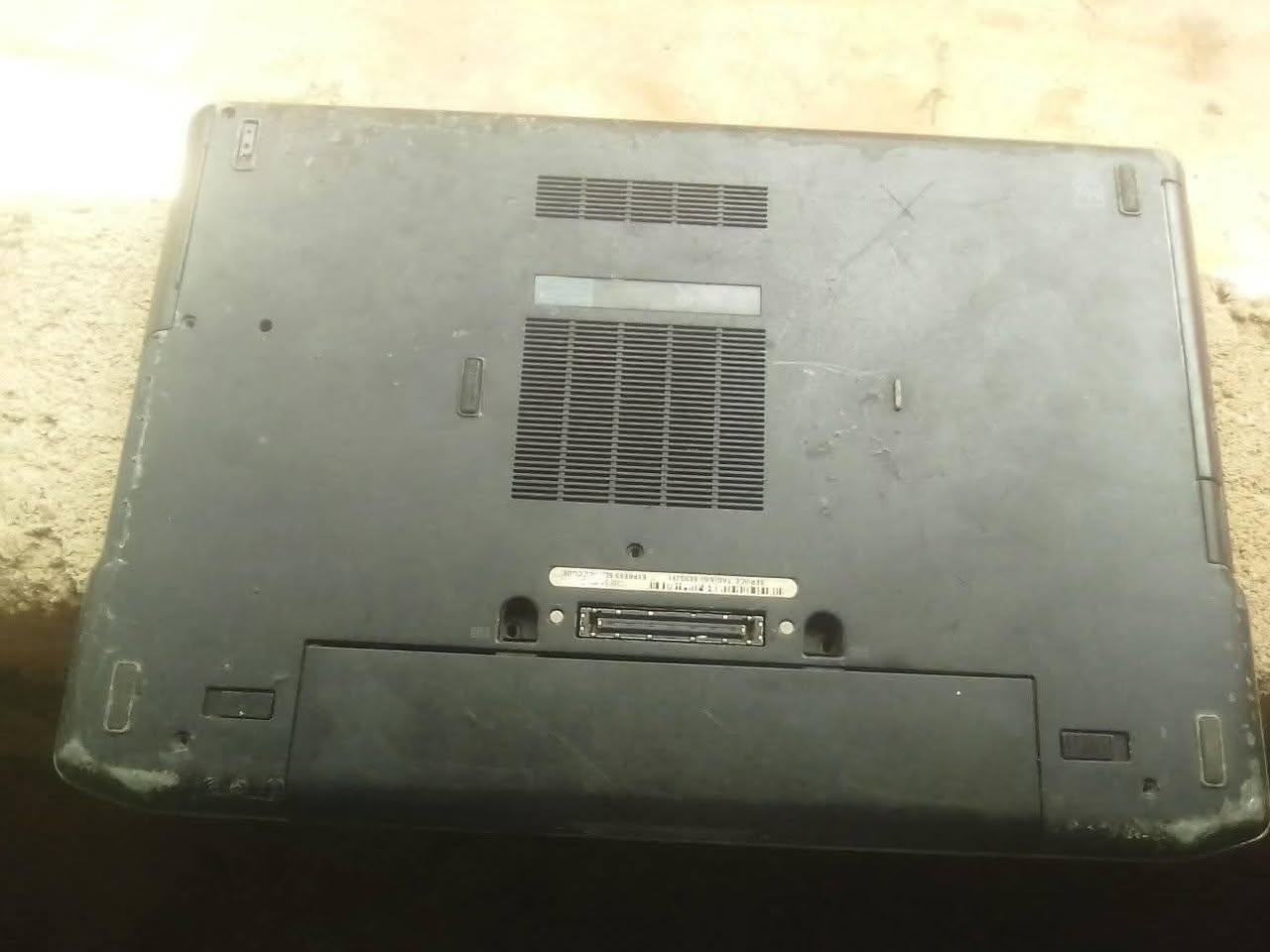 A picture of Dell laptop latitude E6430