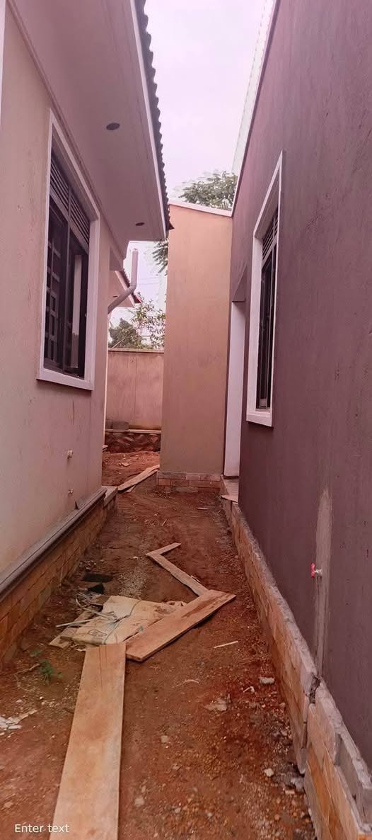 A picture of BRAND NEW 5BEDROOMS BUNGALOW IN KASANGATI AT UGX470M