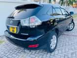 A picture of Toyota harrier new