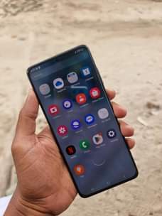 A picture of SAMSUNG S20 5g