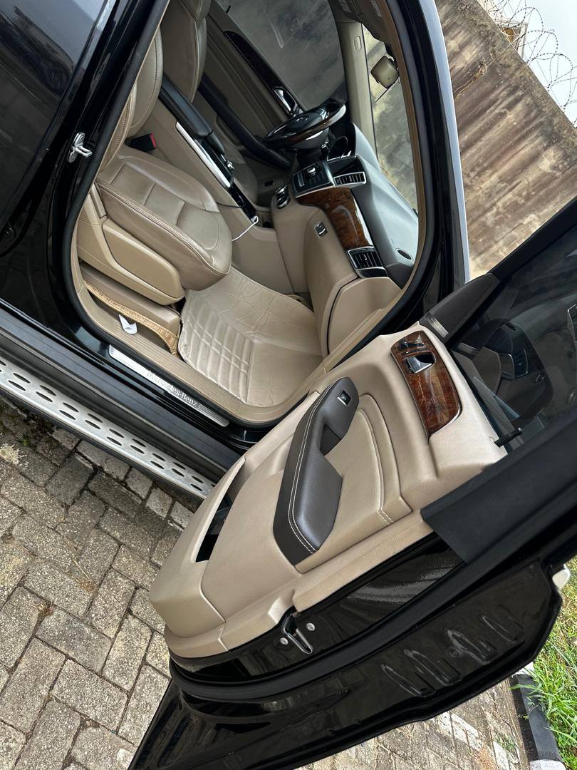 A picture of ML350