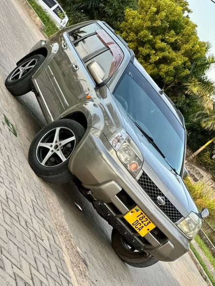 A picture of NISSAN EXTRAIL
