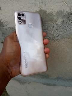 A picture of Infinix hot 11 play