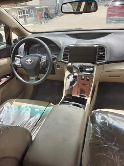 A picture of Toks 2010 toyota venza