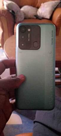 A picture of Spark 8C on quick sale