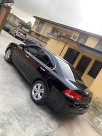 A picture of Nigerian Used 2010 Kia optima