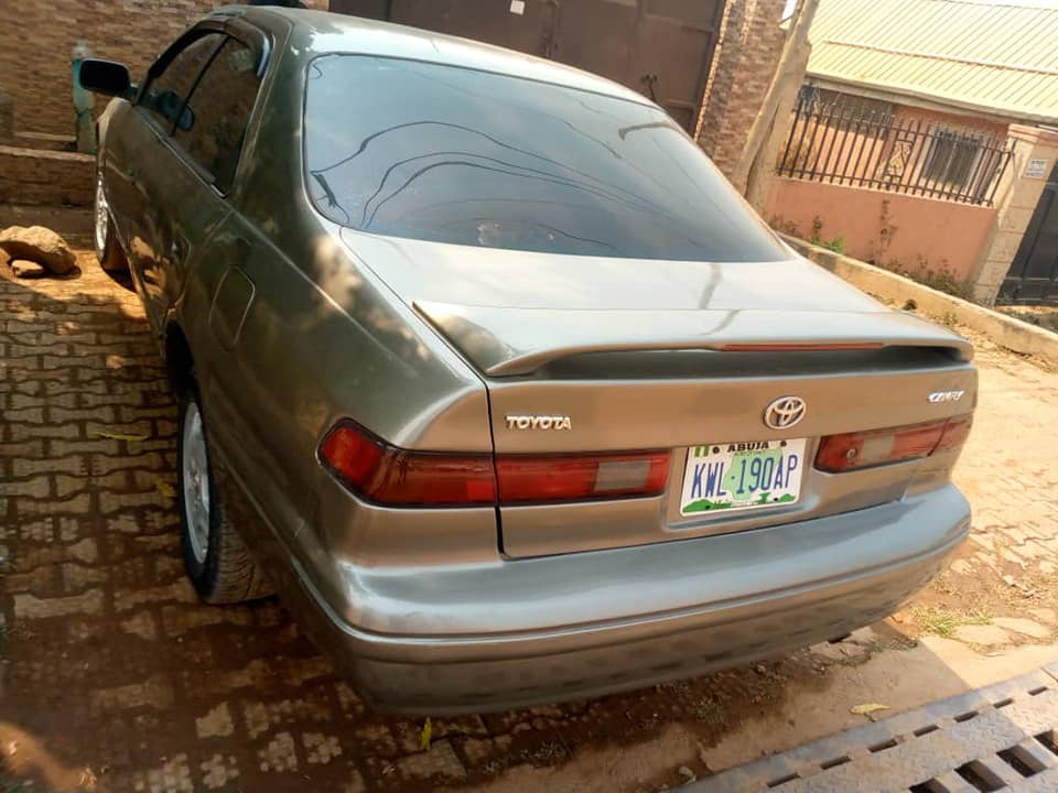 A picture of Toyota Camry pencil