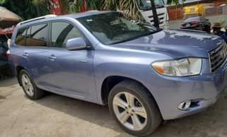 A picture of Registered but not used Sharp 2008 Toyota Highlander Limited Edition