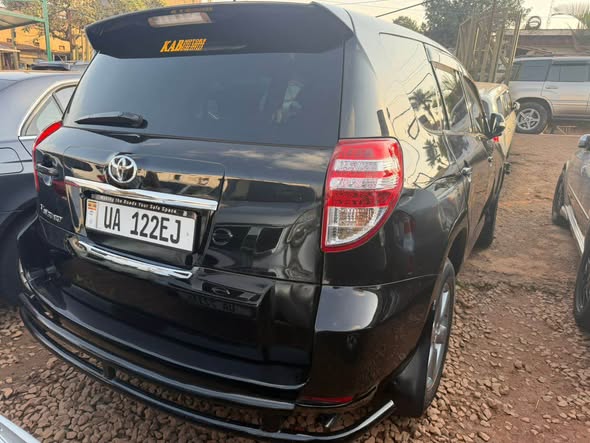 A picture of TOYOTA VANGUARD 35M CALL 0786659778