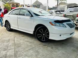 A picture of BARELY DRIVEN 2008 SPORT THUMBSTART Pristine Clean V6 Engine Silent