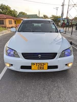 used toyota altezza