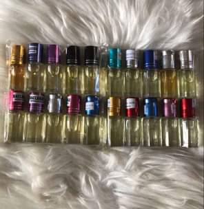 A picture of Oil perfumes in all mls available