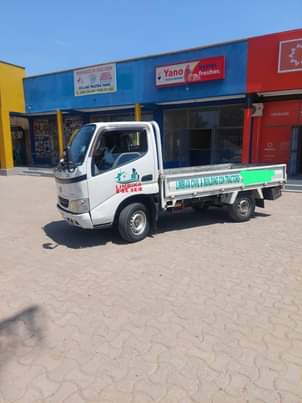 used toyota hiace