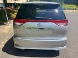 A picture of Toyota estima Aeras 2009