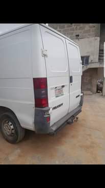 A picture of Peugeot boxer