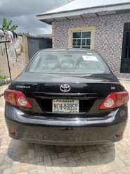A picture of 2010 Corolla with silent engine sharp gear and chilling ac