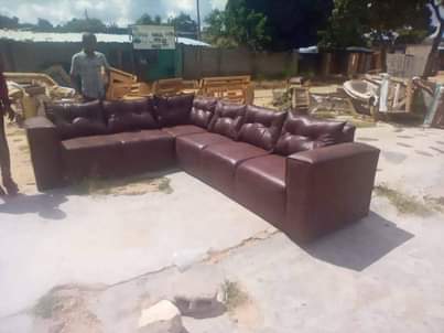 classifieds/furniture sofas