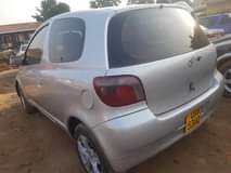 A picture of Toyota vitz 2003