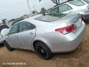 A picture of Over highest grade Lexus ES 350 everything is intact and