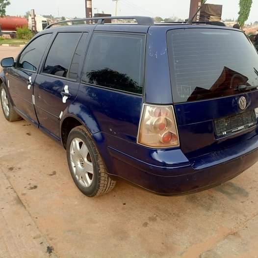 A picture of Volkswagen Golf 4 wagon