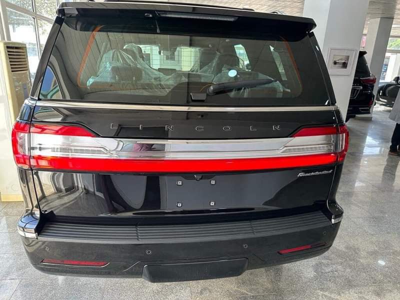 A picture of 2022 Brand New Lincoln Navigator Presidential 260m ABUJA DEAL 08132662602