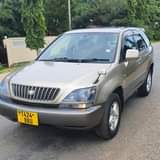 A picture of Harrier 7 8 million Automatic Cc 2000 mwanza 0755382436