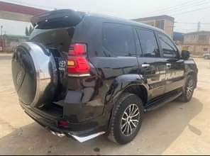 A picture of Toyota prado 2011 registered everything working perfectly well nothing to