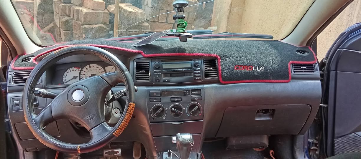 A picture of Toyota Corolla 2004