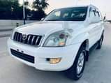 A picture of 2005 Toyota Prado
